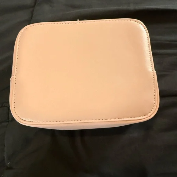 Minnie Crossbody Bag - Picture 5 of 8